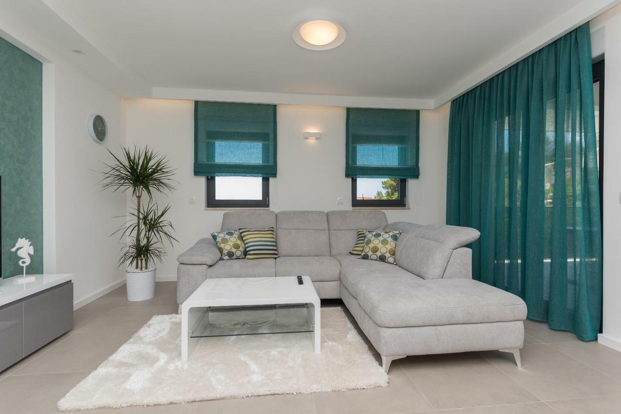 Villa Vid Apartments - Makarska Exklusiv Eksteriør billede